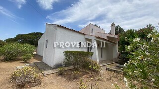 Moradia em zona central V2 Vale da Telha Aljezur - jardim, lareira