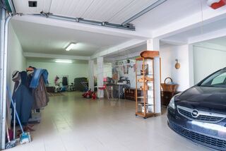 -2120121142277_2ba46750-2982-4375-bd19-622ef5548fd0.jpg
