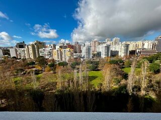 -2120151358044_cb194e0e-718a-4b36-ad8f-6f3b7265e64b.jpg
