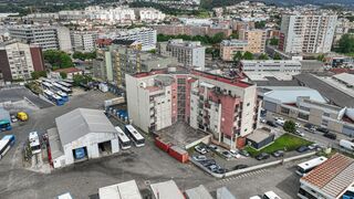 -2120241258236_f238e4ef-59a7-41eb-81a4-776cec76a549.jpg