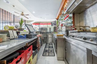 -2120241379014_56e26920-8139-470f-a6ef-a9c2acffa6b0.jpg