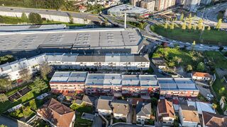 -2120241394006_2d515ab1-a3a0-4b36-bf22-9cfe2200d8d0.jpg