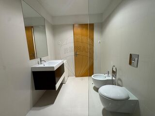 -2120741296251_b80df7dc-fe87-4174-80da-8651a1c79bee.jpg