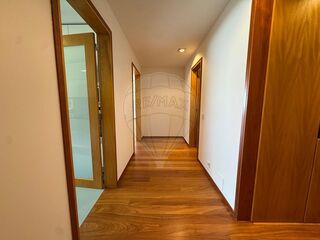 -2120741296251_e9621048-dffe-47c8-a4b7-5e92279954e4.jpg