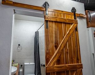 -2120881518063_0365d040-62dd-4dc1-a5b7-ec12b78f11b2.jpg