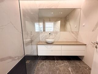 -2120991949010_c2db255a-832c-4e8a-8c21-73f7a3e9b400.jpg