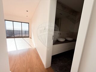 -2120991949011_2956aaf6-ce12-4e68-82dd-680cf77f9721.jpg
