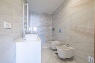 -2122031174013_c4417a11-afec-4f45-bcc6-509fe2e20685.jpg
