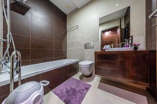 -2122031177070_906a7c09-990d-415a-8d3c-9c0fb6c0d885.jpg