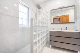 -2123061132087_ce52bd1e-d966-4662-a294-ef79a65a5dc4.jpg
