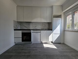 -2123791167160_7f73df7b-7c21-4d8e-b6c3-1e7e48c3b4c1.jpg