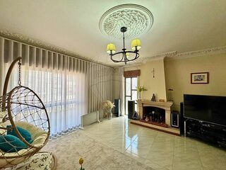 -2123991183026_2cb8bf16-afc4-4dac-a6d4-93525e707979.jpg