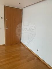 -2124021005748_63150cfc-dd68-4823-ab57-88ab0b315751.jpg