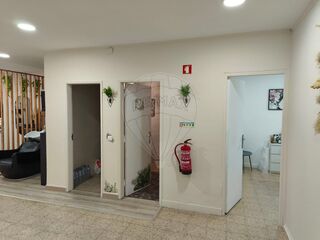 -2124481088002_a200ded6-0050-4e15-85d4-9bd5d10a3e69.jpg