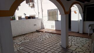 -2125151010056_4a57a11f-73fb-4db0-a2cf-5a651801ad54.jpg