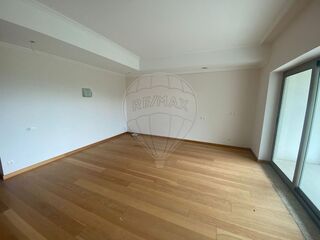 -2125421124016_4545b3ad-343c-4ba1-bf2e-8df853709163.jpg