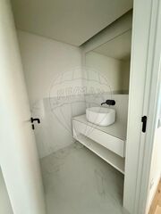 -2125951095001_4c4a3ad3-1f12-49d7-a623-2e5d82d2f3d0.jpg