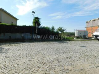 -611276580_lote-seia-santa-marinha-e-sao-martinho_14_1_1276580_15830408_2_1_rymCMTwDLdNlK3Qp_2bg1giemJIeDm6PXX_2fQ0I2QE6VlzEB8h4ZPpqcw_.jpg