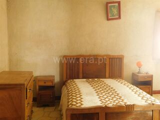 -611350872_moradia-t3-seia-seia-sao-romao-e-lapa-dos-dinheiros_14_1_1350872_16632288_2_1_B7yqy_2f_2bnMOphk214Sr4K4n_2b6rdlmAF_2f8B3XSB0uvjiDEB8h4ZPpqcw_.jpg