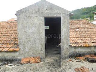 -611350872_moradia-t3-seia-seia-sao-romao-e-lapa-dos-dinheiros_14_1_1350872_16632296_2_1_K1u_2bEZmvtYVn07E560evqZTWY_2bxUL5Qv6XTjTBuJ1vDEB8h4ZPpqcw_.jpg