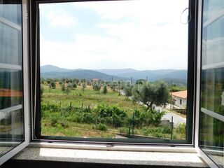 -611491902_moradia-t2-oliveira-do-hospital-santa-ovaia-e-vila-pouca-da-beira_14_1_1491902_18209637_2_1_9sMVnoCNmyrOEqg9WE4DN44D7jnwJxANdomWyF8je3TEB8h4ZPpqcw_.jpg