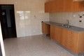 Apartamento Renovado T2 para alugar Bº Ponte Santo Onofre Caldas da Rainha - varanda, cozinha equipada