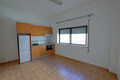 Apartamento T0 no centro Costa de Prata Caldas da Rainha para alugar - cozinha equipada, jardim