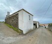 Venda de Moradia V0 Antiga Açores Santa Bárbara Angra do Heroísmo - garagem