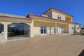 À venda Moradia V3 Costa de Prata São Martinho do Porto Alcobaça - cozinha equipada, jardim, lareira, garagem, terraço, bbq