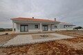 Moradia Térrea V3 Costa de Prata Alvorninha Caldas da Rainha - vista magnífica, alarme, lareira, aquecimento central, jardim, garagem, cozinha equipada, painéis solares