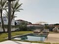 -69034280_00__20Exterior_2011_1720176412769.jpg