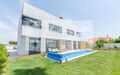 Moradia de luxo V5 para venda Setúbal - terraço, cozinha equipada, garagem, piscina, jardins