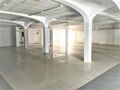 Para venda Armazém com 751.56m2 Olhos de Água Albufeira - arrecadação