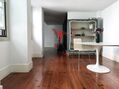 Alugar Apartamento Remodelado T2 Misericórdia Lisboa - parqueamento, jardim, varanda, lareira, 5º andar