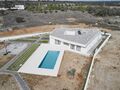 Venda de Moradia V3+1 de luxo Centro Foros de Vale de Figueira Montemor-o-Novo - piscina