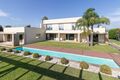Moradia V5 Isolada Avintes Vila Nova de Gaia para venda - aquecimento central, bbq, jardins, cozinha equipada, alarme, piscina, ar condicionado, portão automático, garagem