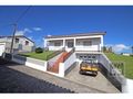 Vivenda V4 Povoação - garagem, quintal
