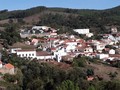 Para venda Moradia V1 no centro Marmelete Monchique - quintal
