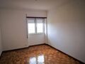 Para venda Apartamento T3 no centro Seia - jardins