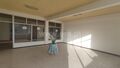 Loja no centro para alugar Seia - wc, montra