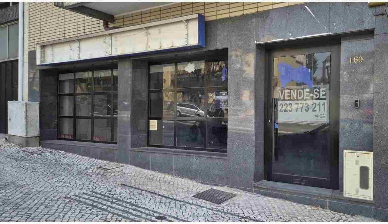 Liike keskustassa São João da Madeira