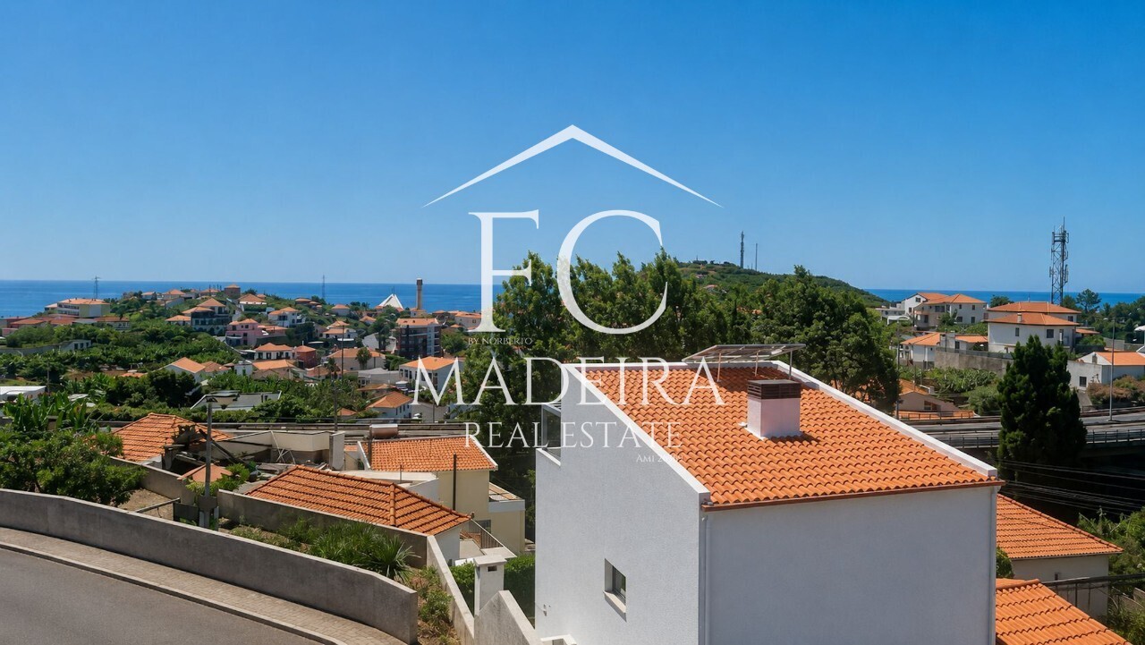 Moradia T3 Vista Mar Câmara de Lobos Terraço e Churrasqueira