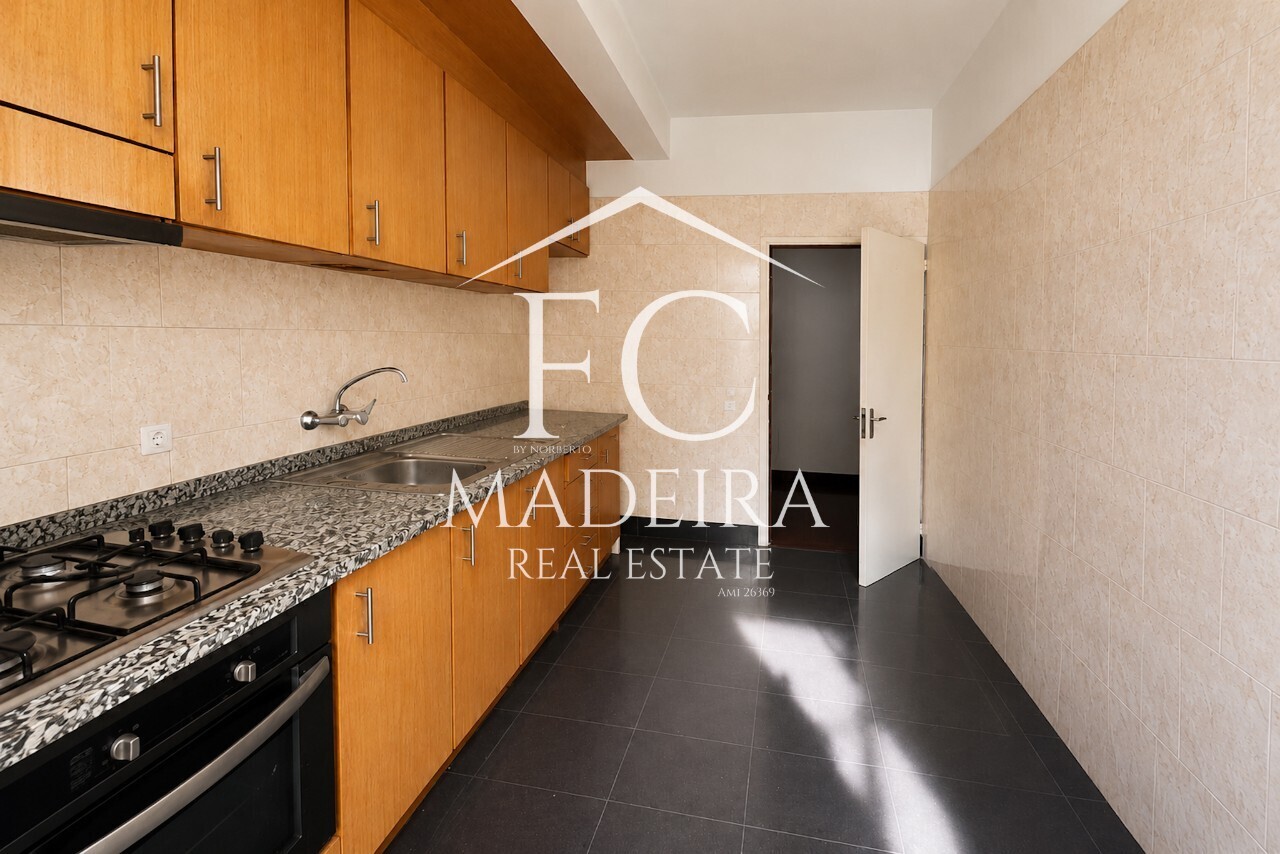 Apartamento T2 Remodelado no Centro do Funchal