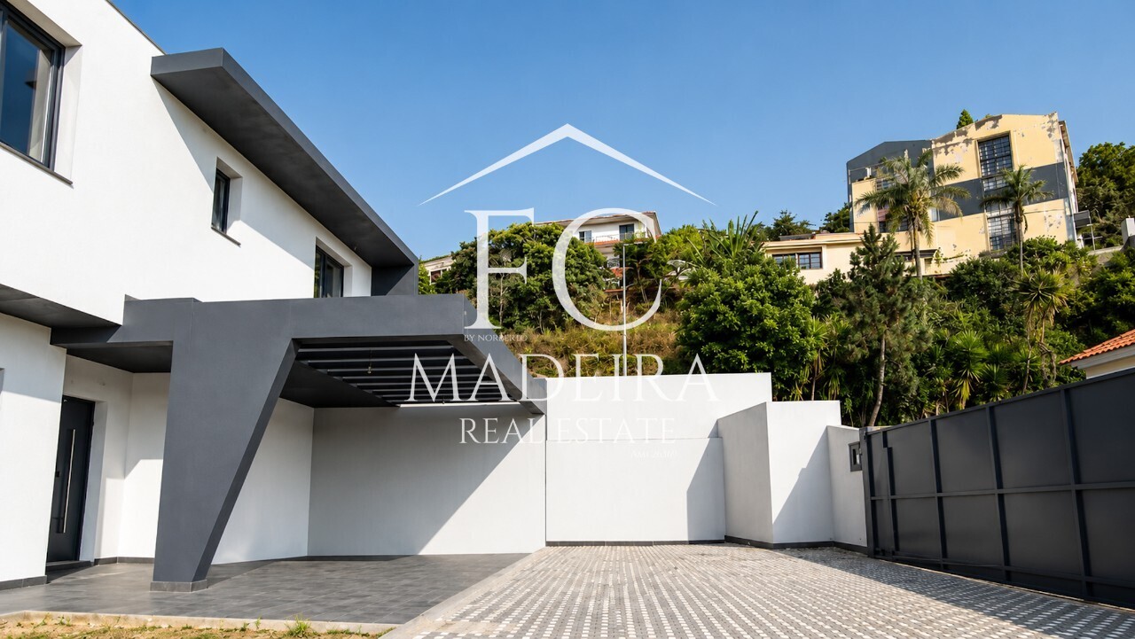 Moradia T3 de Luxo com 3 Suítes em São Roque